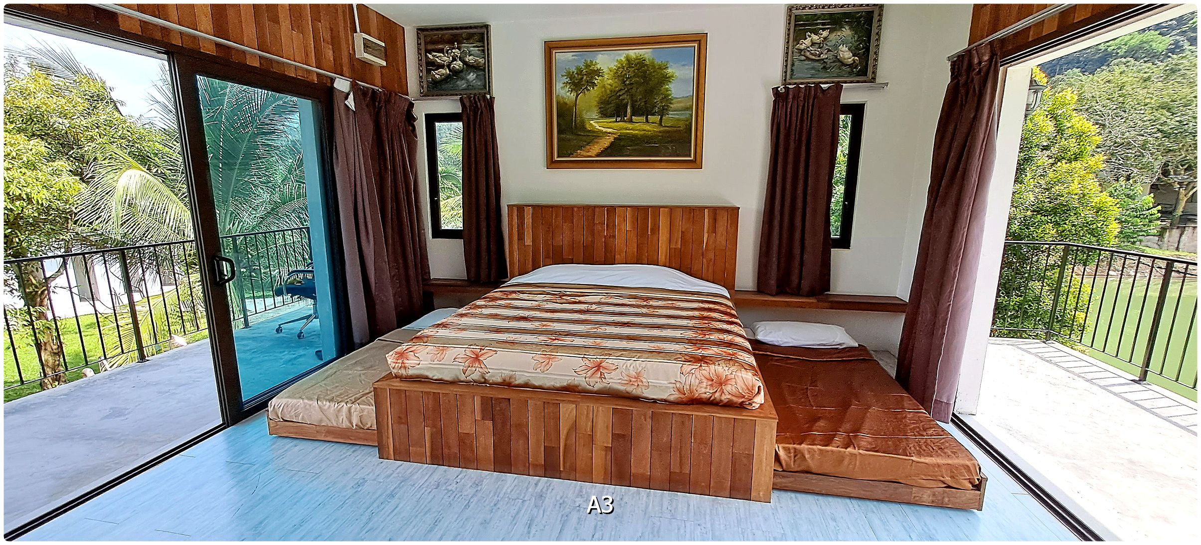 Lake Chalet 5-person room interior