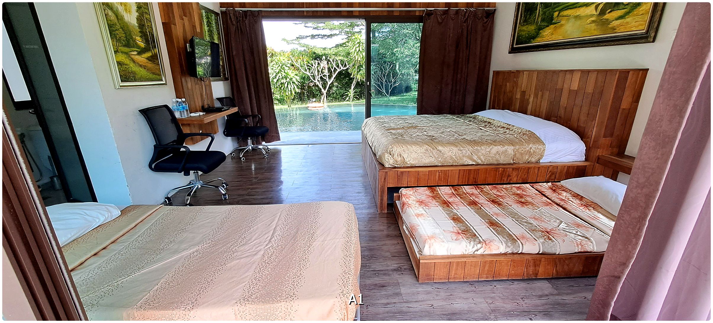 Pool Chalet 4-person room with pool access